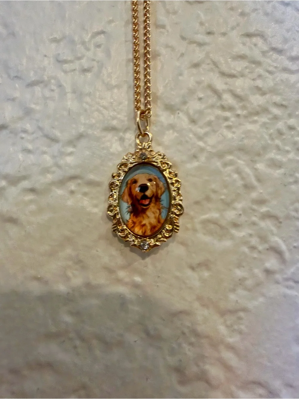 Gold Dog Portrait Pendant Necklace - Golden Retriever